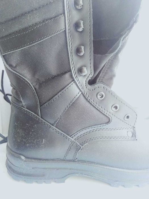 Продам берцы новые