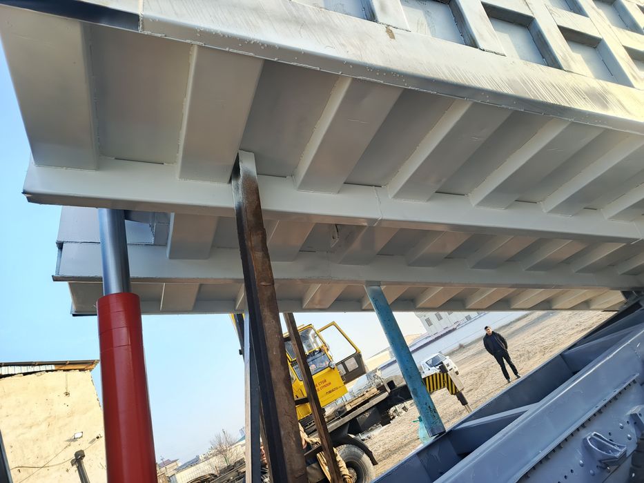 Howo 25 tonnalik kuzuf srochni sotiladi!