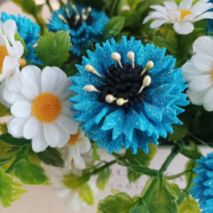 Куклы-цветы из капрона. Ручная работа