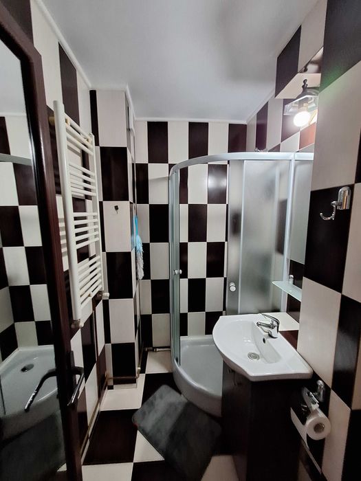 Inchiriez apartament 2 camere zona Viziru 1