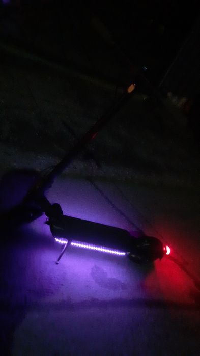 Trotineta electrica Xiaomi 4 Ultra cu doar 680 de km , ingrijita si iubita.