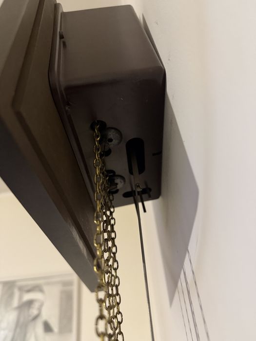 Ceas Hermle cu pendul si greutati