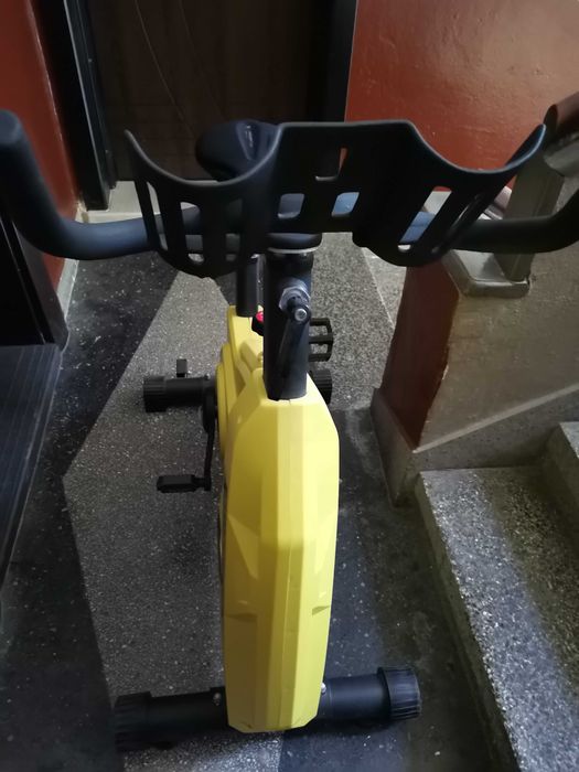 Фитнес уредуред кростенажор