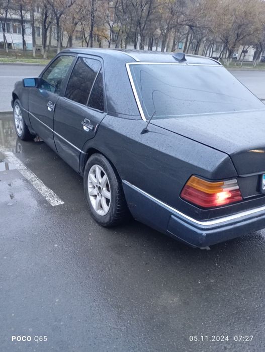 Машина сатылады.