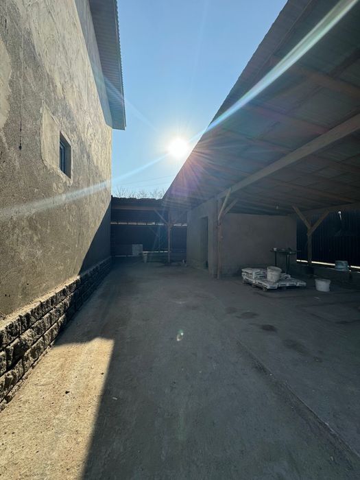 Дом недостроенный