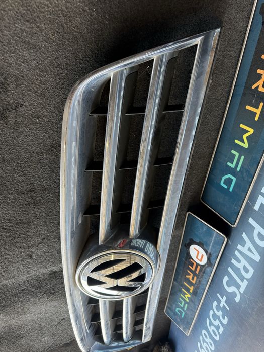 Предна решетка за VW TOUAREG 3.0 Tdi