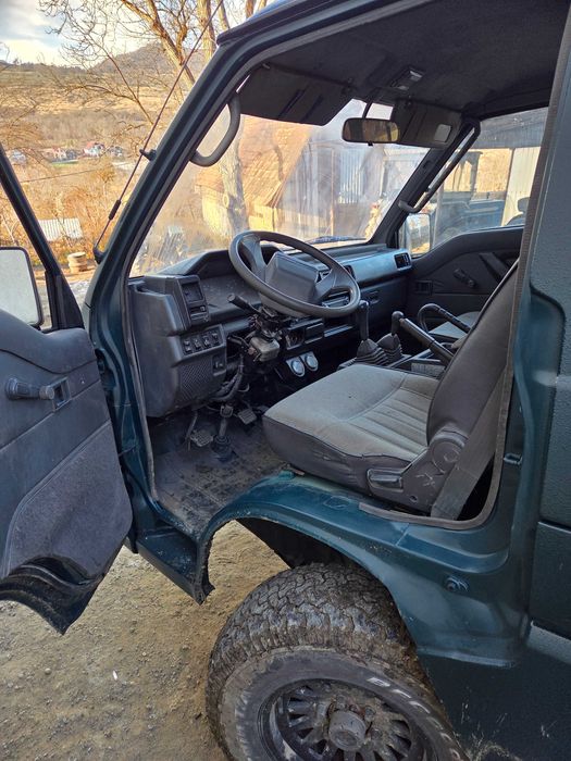 Mitsubishi L300 4×4