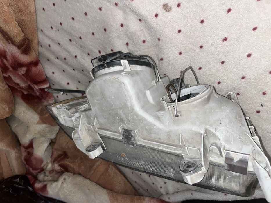 Фара Audi 80 b4 моноблок