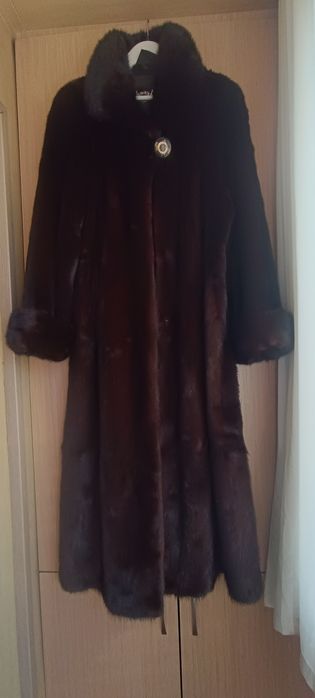 Продам норковую шубу