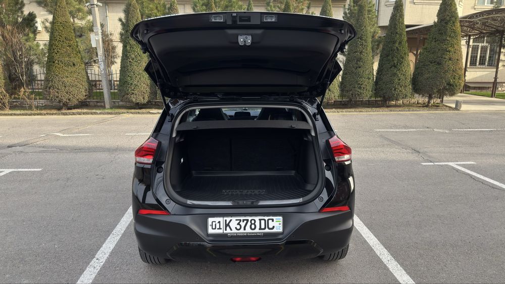 Продам Tracker 2 premier