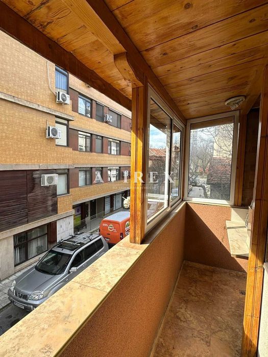 Дава се под наем Двустаен апартамент в Пловдив, Център - 70 кв.м за 398.82 € - Снимка #4