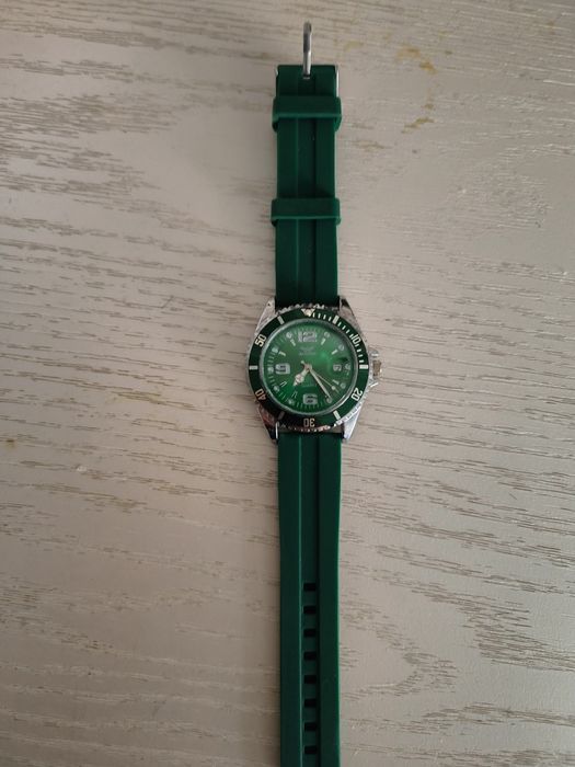 Часы несколько видов