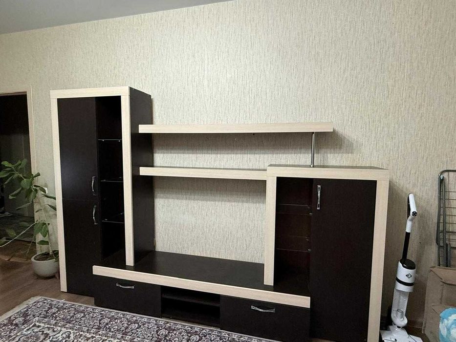 стенка в гостиную