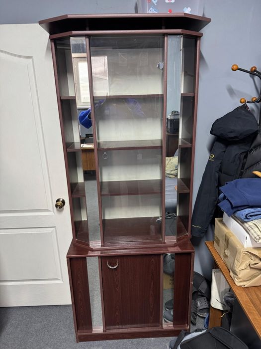 Стенка в хорошем состоянии