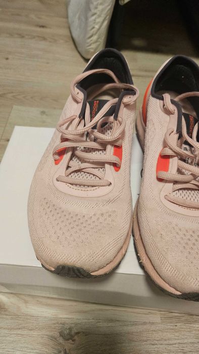 Дамски маратонки Under Armour 39 номер