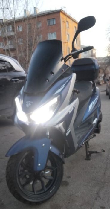 Продам Макси скутер