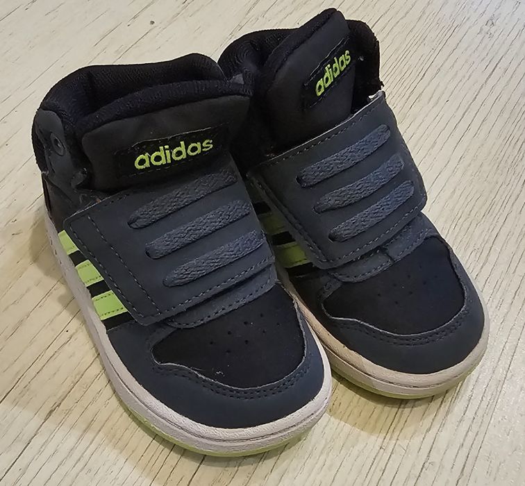 Детски обувки Adidas