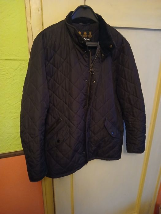Мъжко яке и риза Barbour.