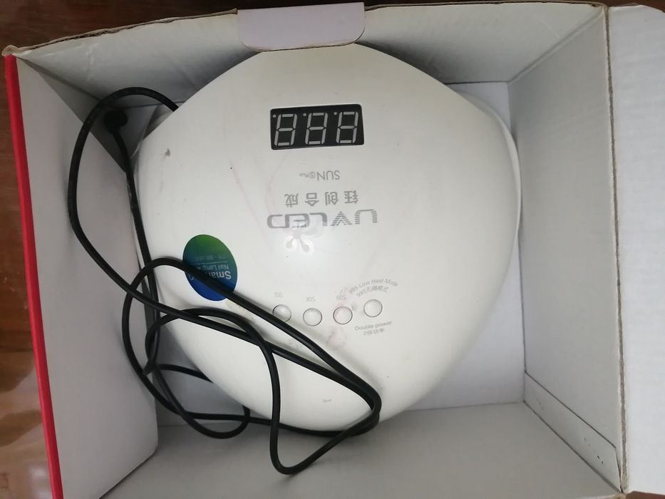 Продам лампу для маникюра