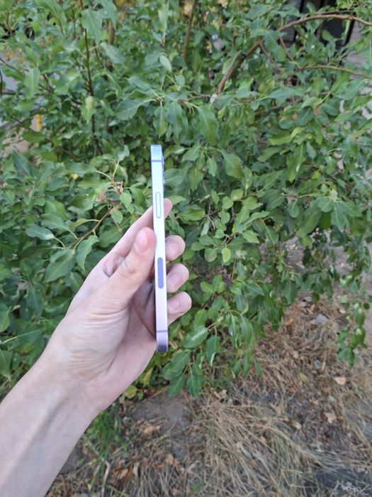 Iphone 12 продам
