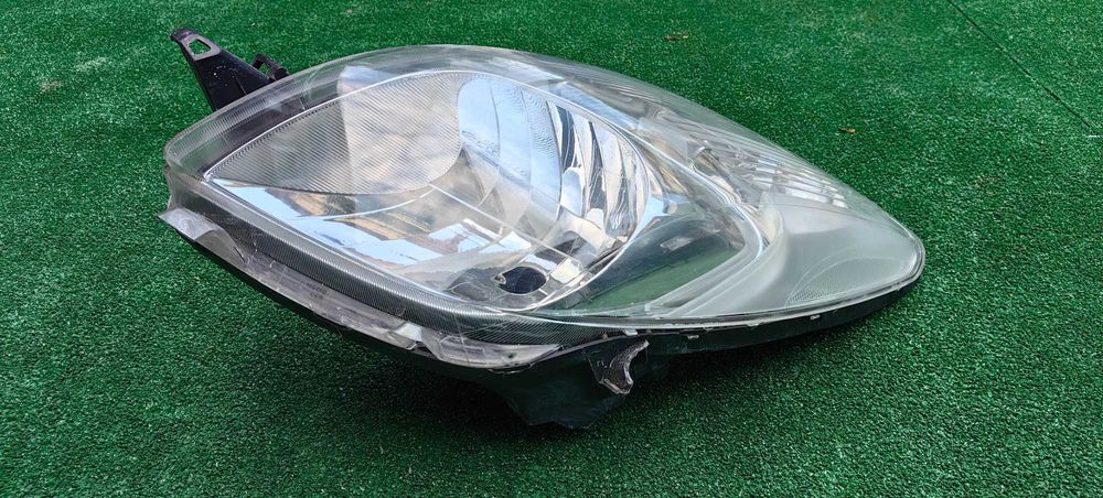 Фар за Toyota Yaris / Тойота Ярис