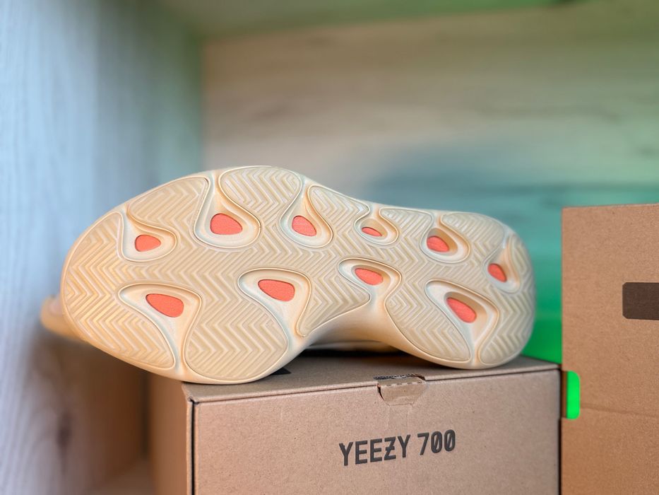 Adidas Yeezy 700 V3 Safflower