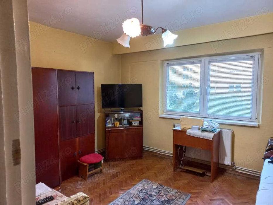Vand apartament 2 camere, decoandat Carpati 2, Satu Mare