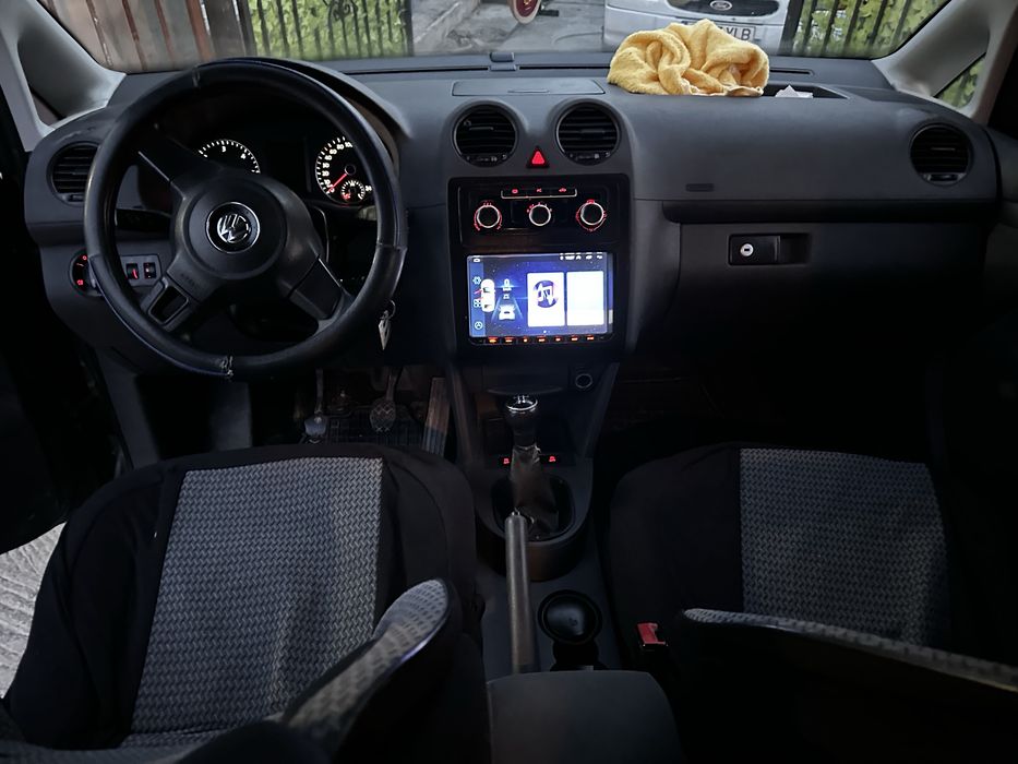 VOLKSWAGEN Caddy 2012 — imagine 4