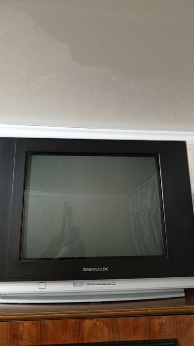 Продам телевизор