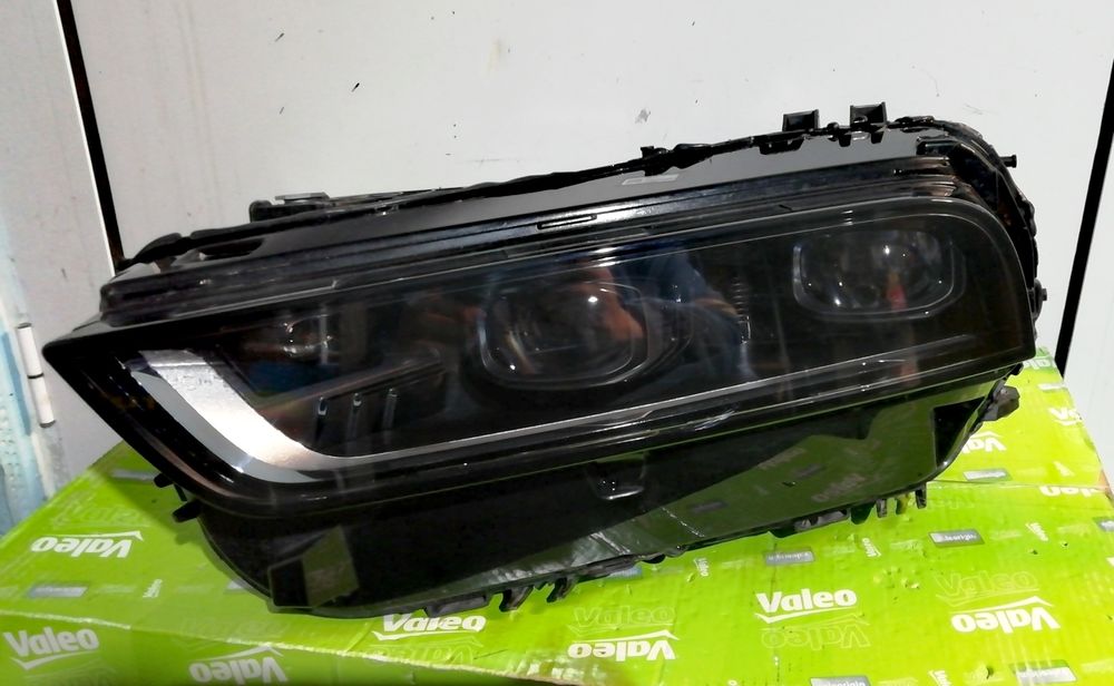 Фар Фарове за БМВ Х7 Г07 / BMW X7 G07 Adaptive LED LCI.