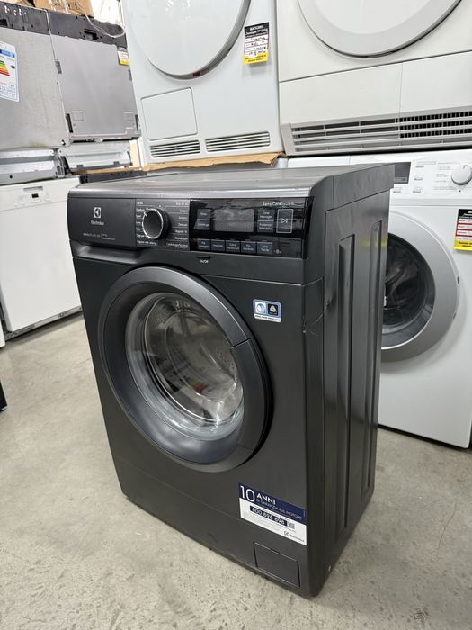 Нова!!! Слим Пералня Electrolux perfectcare 600 6кг