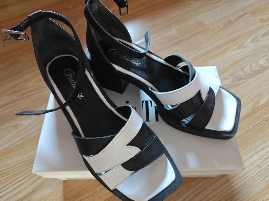 Сандали естествена кожа