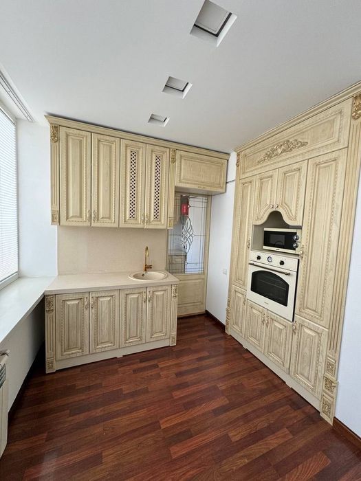 Ц1 Одна остановка 90m2 Садык Азимова 4в3/3/5 77-Серия Улуч+2 Сан/Узла