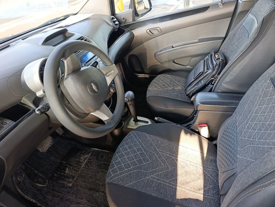 Спарк-2011 год автомат каробка газ метан