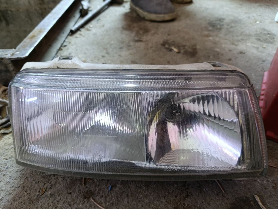 Пассат дельфин б4 правая фар