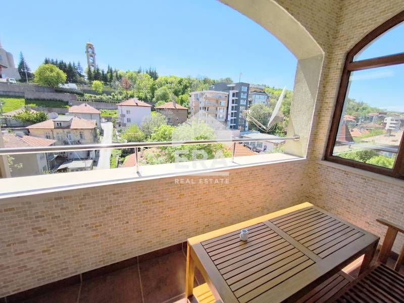 Дава се под наем Тристаен апартамент в Хасково, Център - 110 кв.м за 612 € - Снимка #4