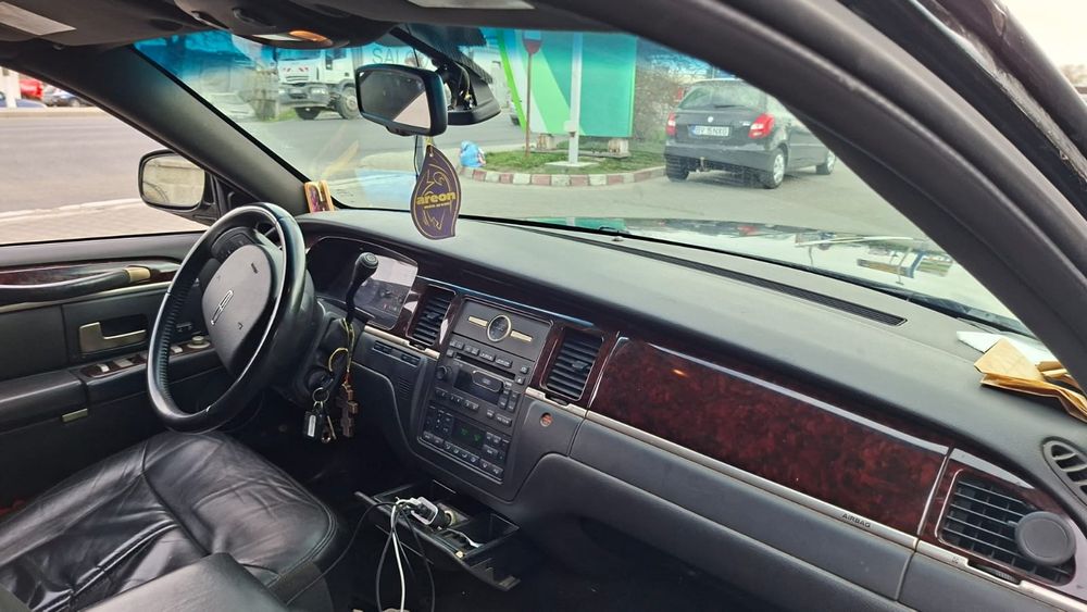 2011 Lincoln Town Car Executive L