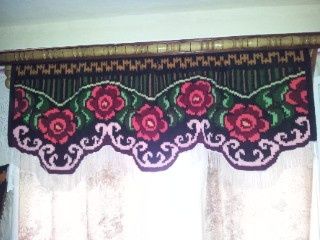 Draperii pentru geamuri, perete, țesute manual