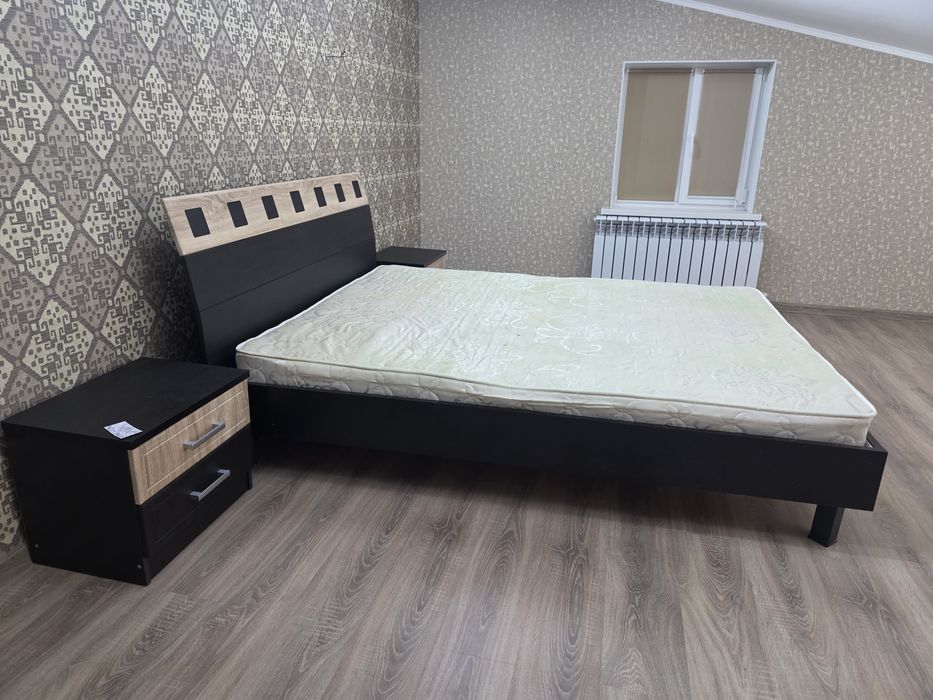 Продам кровать, 2 прикроватных и туалетный столик за 40.000тг