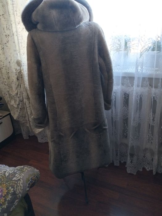 Продаю шубу мутоновую б/у