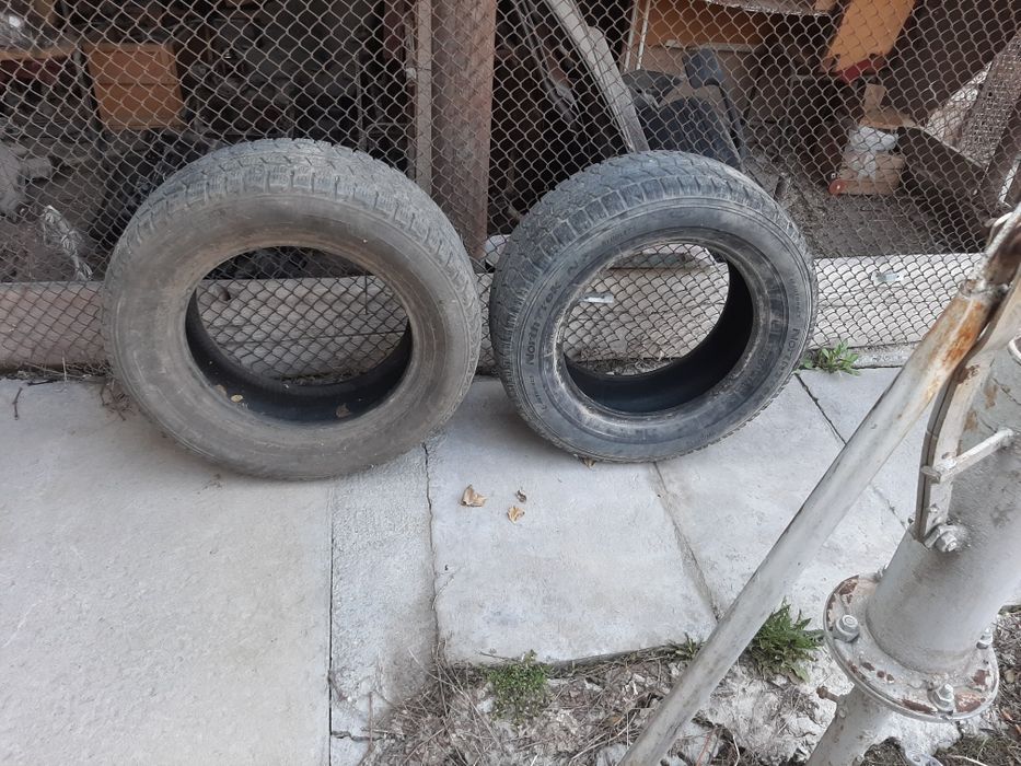 Шины 215/65/16 .