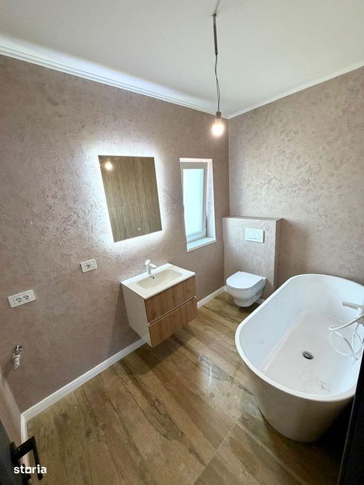 Casa 4 camere, 2 bai, LA CHEIE, zona VISAN