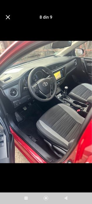 Vând Toyota auris
