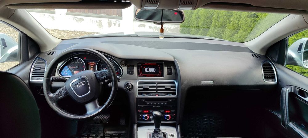 Audi Q7 3.0 TDI - Automat
