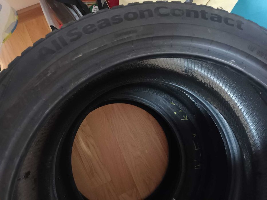 Anvelope All Season Continental 245/45/19