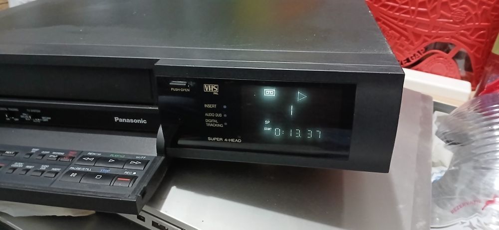 Videorecorder Panasonic NV-J35 HQ VHS 4head
Made in Japan