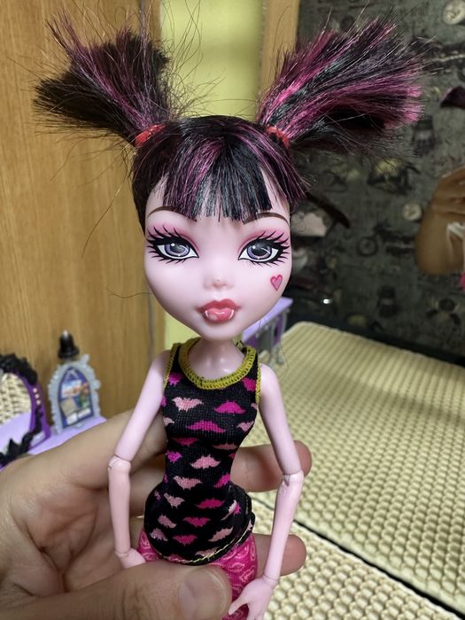Продам куклу монстр хай!