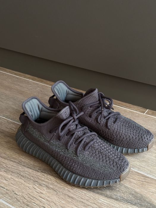 Маратонки adidas Yeezy 38,5