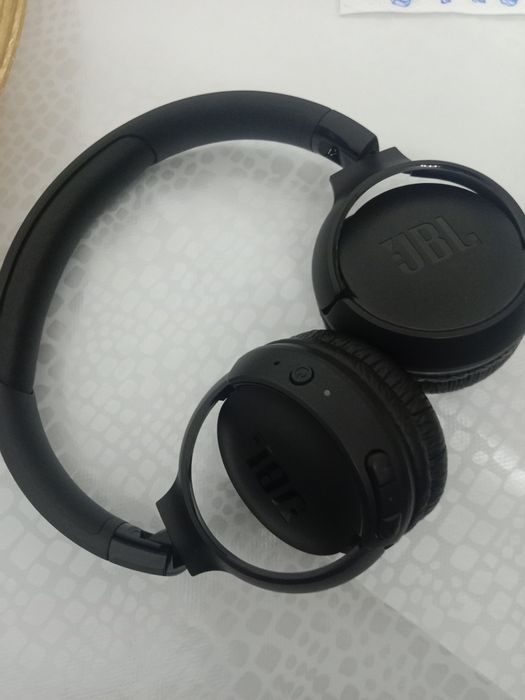 Оригиналный JBL наушник