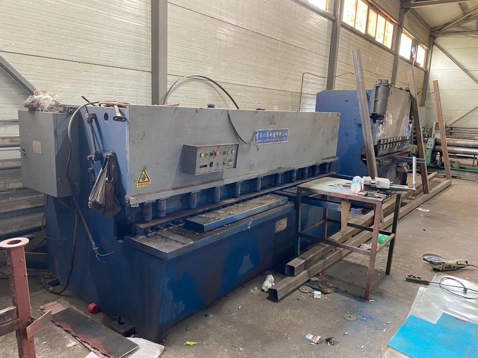 Станки токарные, фрезерные.